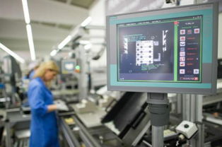 探营西门子安贝格工厂 工业4.0先驱的震撼之旅